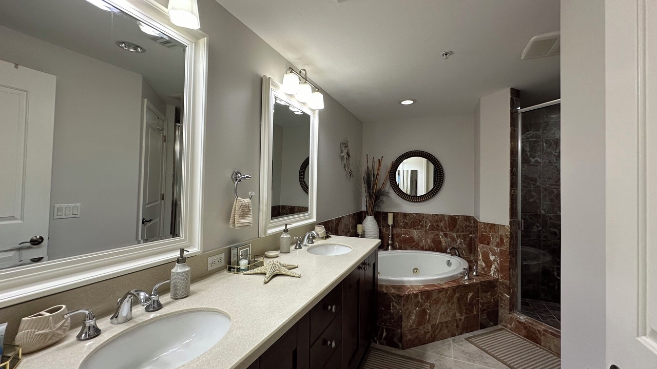 Photo of Bathroom in East Naples