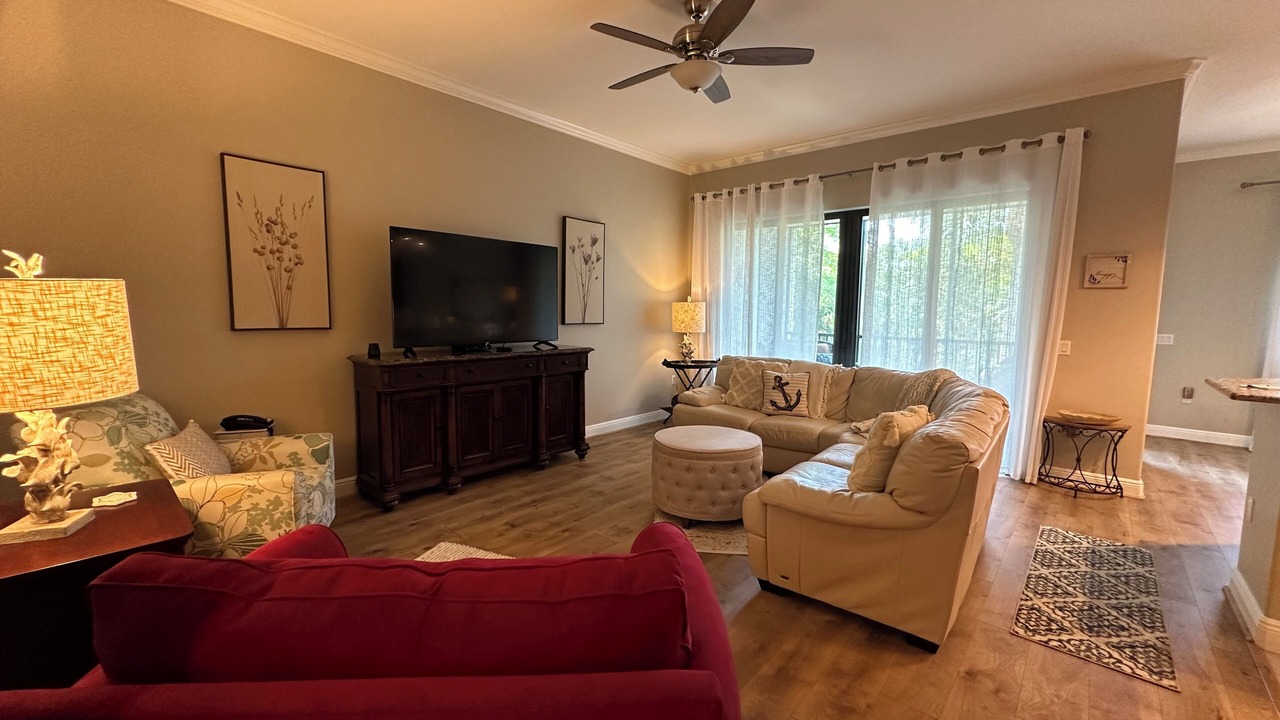 Photo of Livingroom in East Naples