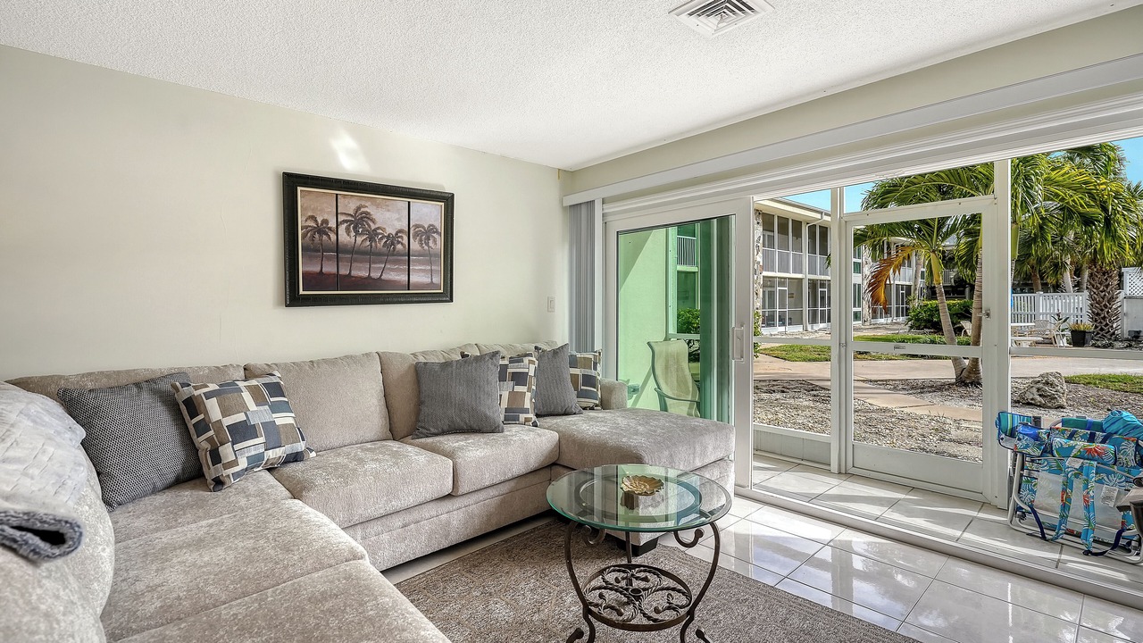 Photo of Livingroom in Saint Armands Key