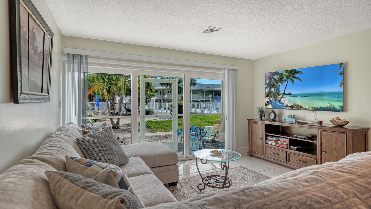 Photo of Livingroom in Saint Armands Key