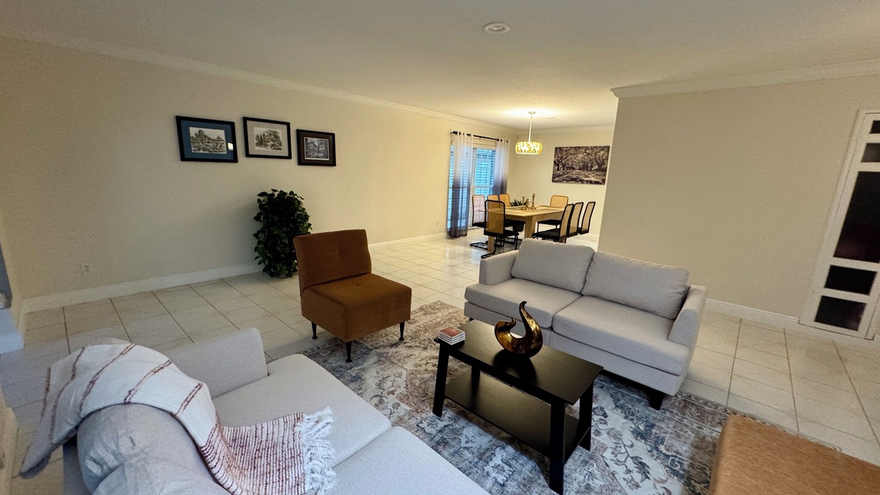 Photo of Livingroom in Greater Northdale