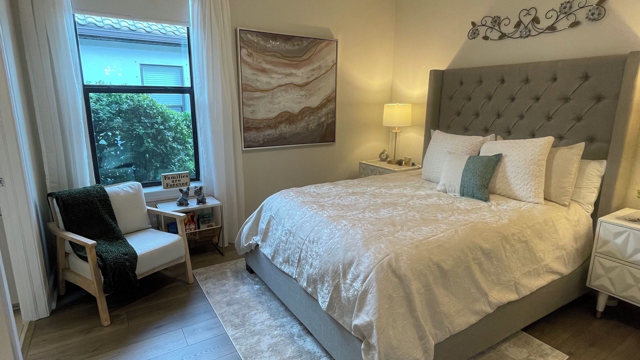 Photo of Bedroom in Naples