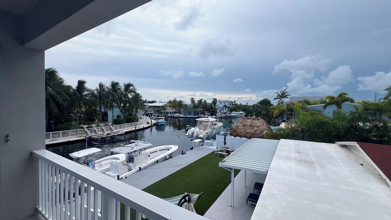 Photo of Patio Balcony in Plantation Tropical Park