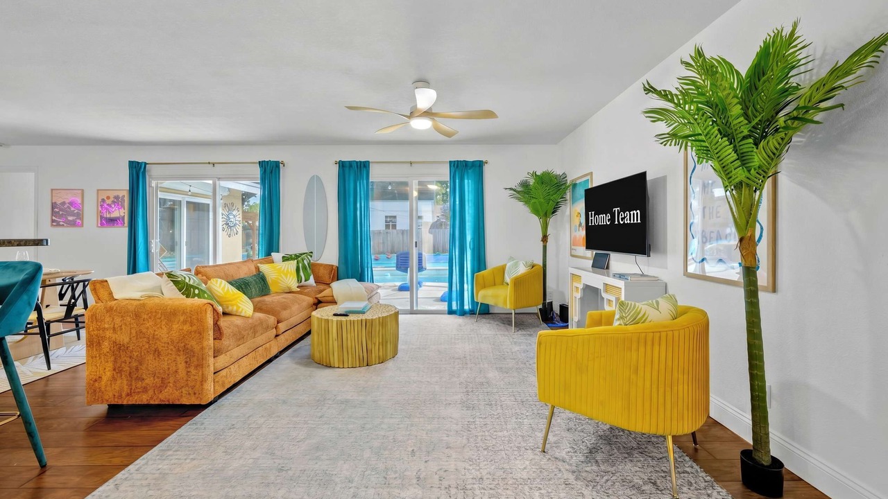 Photo of Livingroom in Madeira Beach