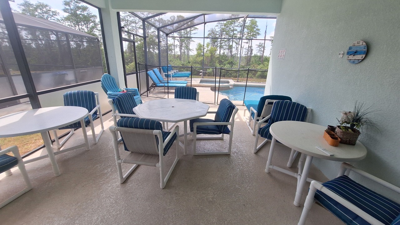 Photo of Outdoor in Orange Tree