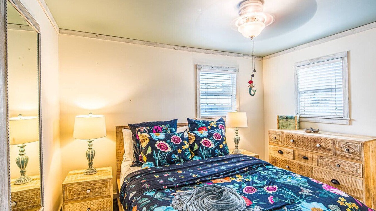 Photo of Bedroom in Laguna Beach