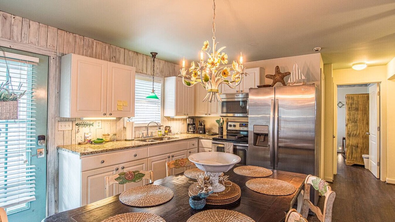 Photo of Kitchen in Laguna Beach