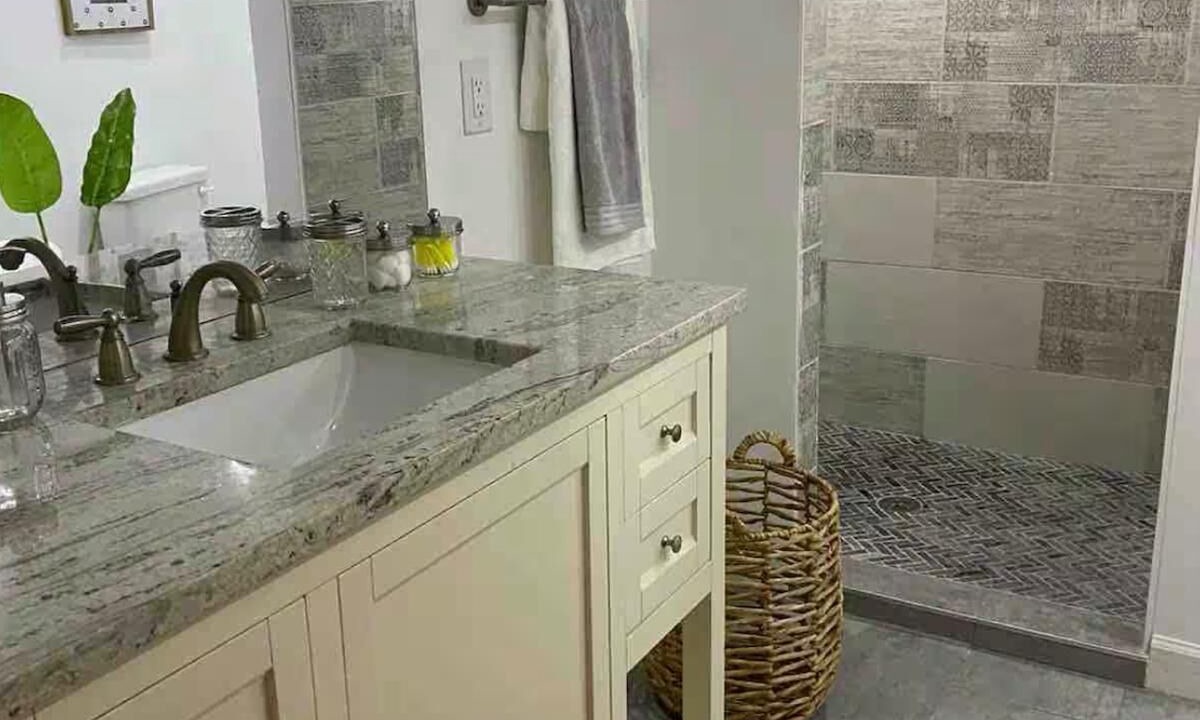 Photo of Bathroom in Biggar