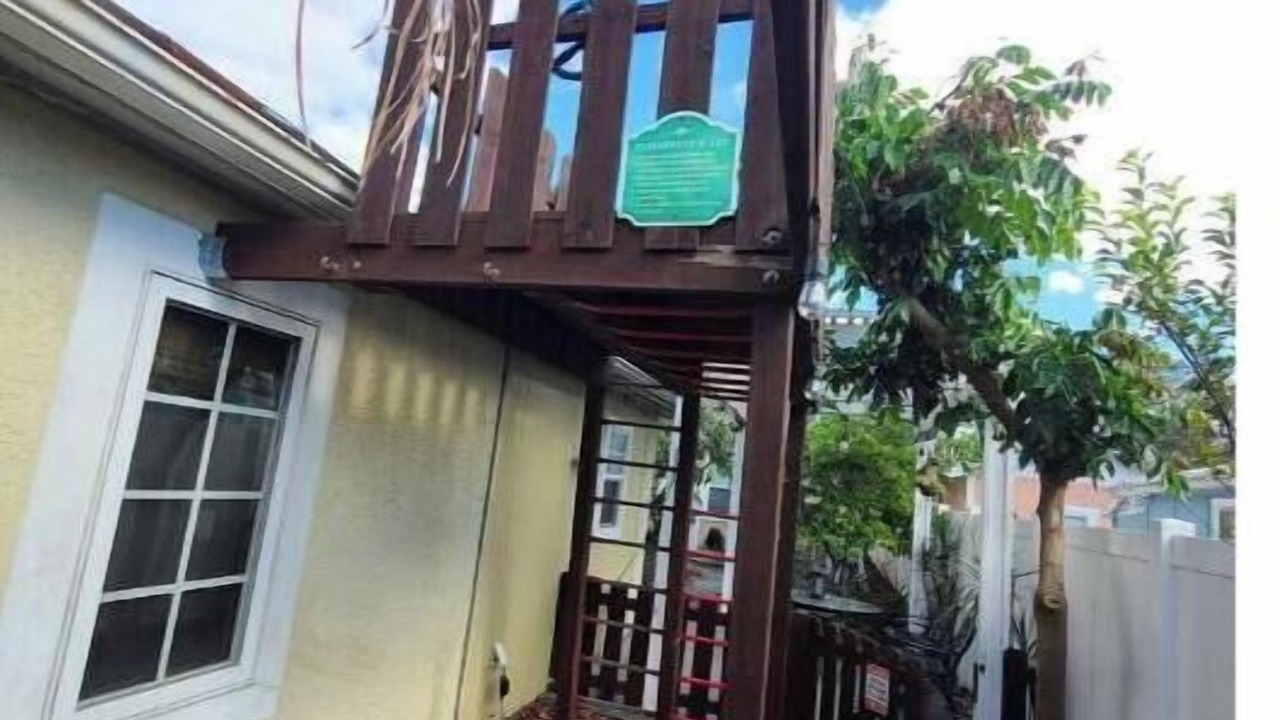 Photo of Outdoor in Pinecrest West Park