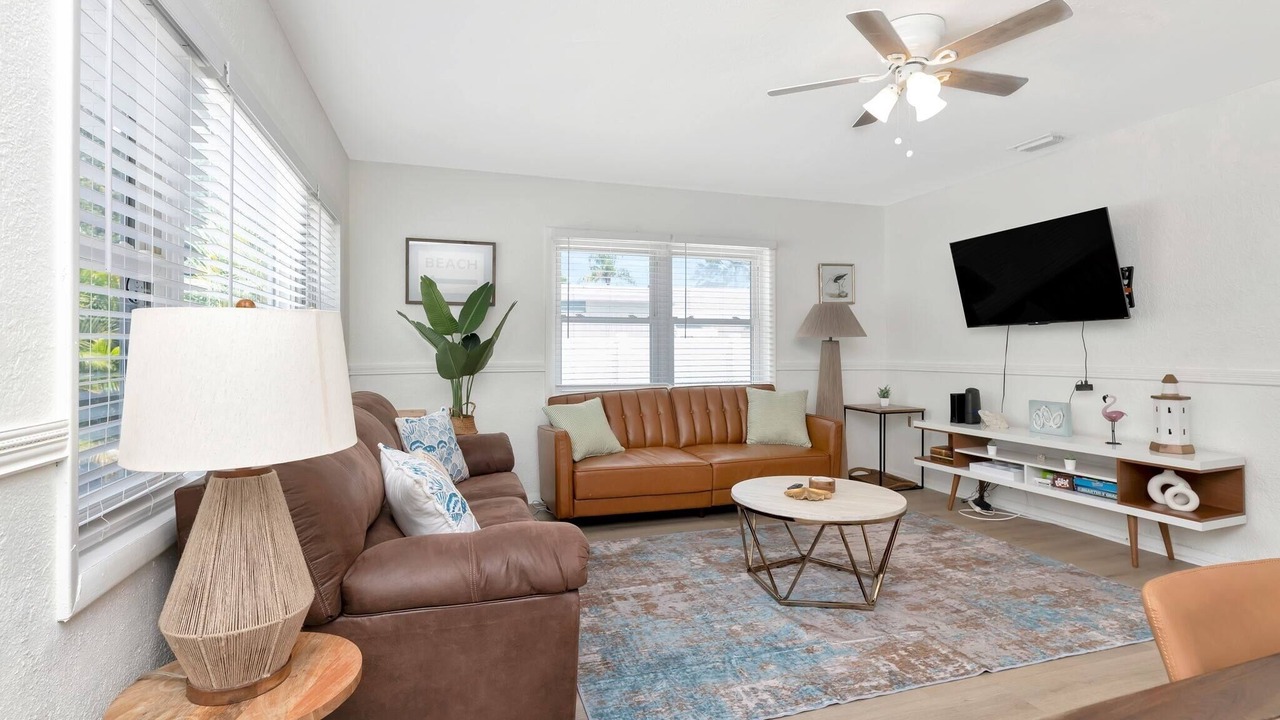 Photo of Livingroom in Pinellas Park