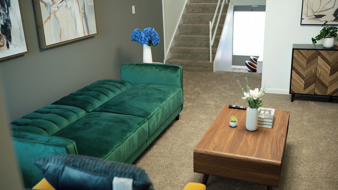 Photo of Livingroom in Fairoaks Manhattan Manor