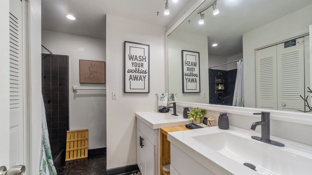 Photo of Bathroom in Gainesville