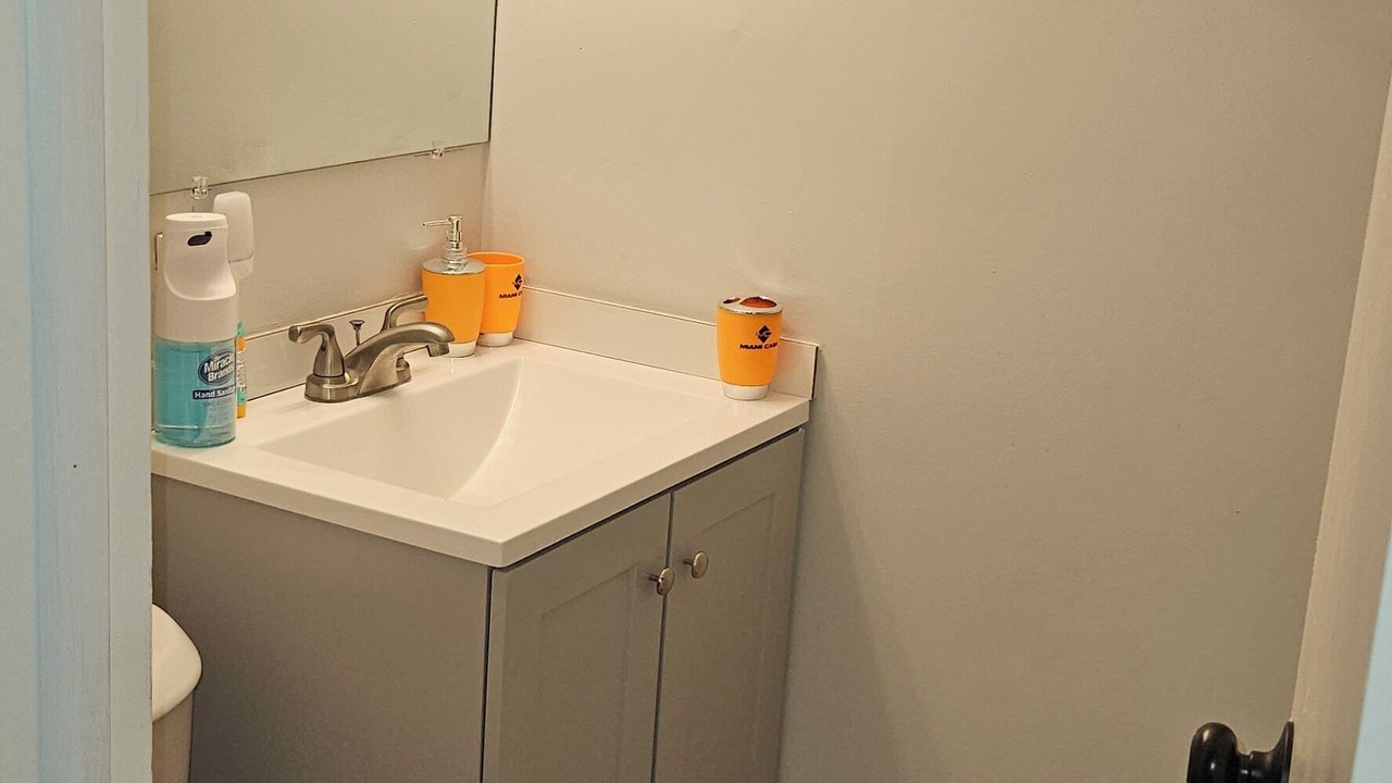 Photo of Bathroom in Hampton Homes
