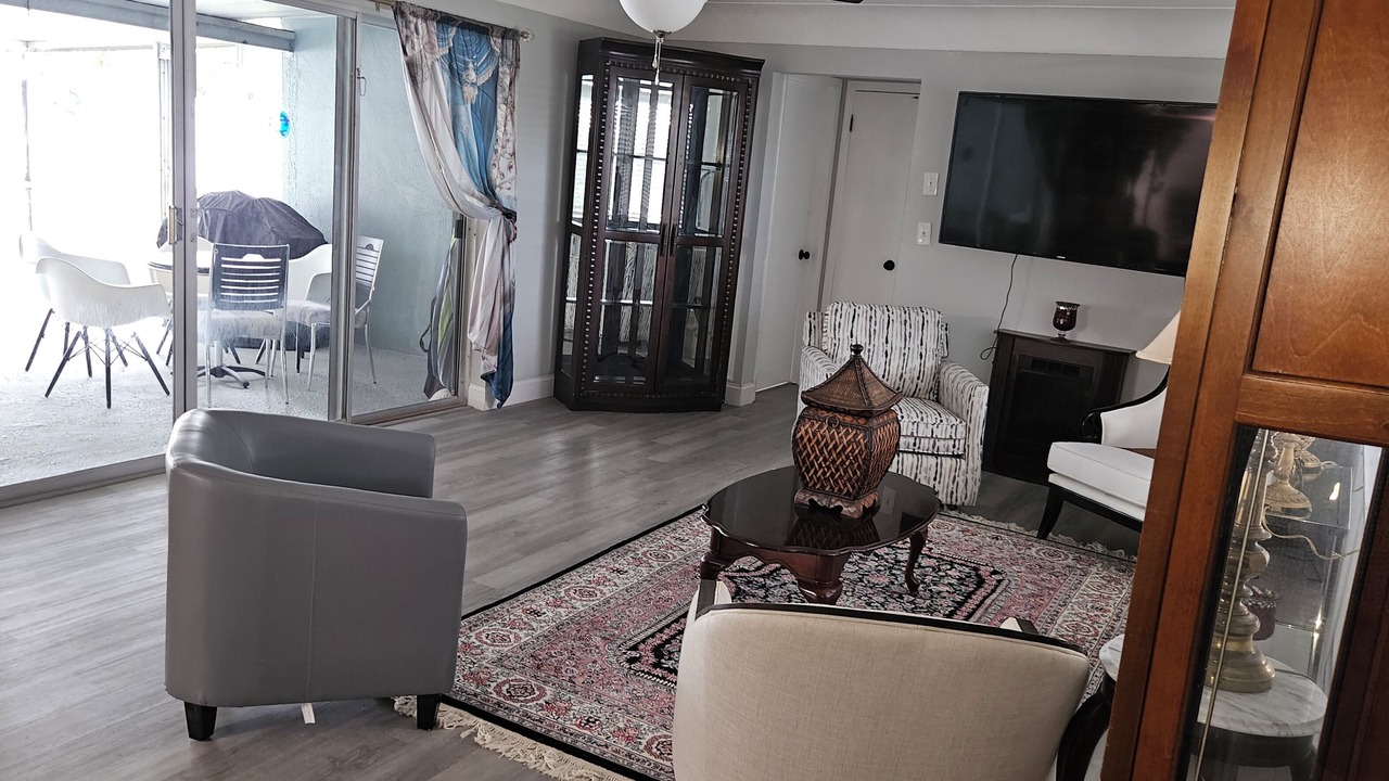 Photo of Livingroom in Hampton Homes
