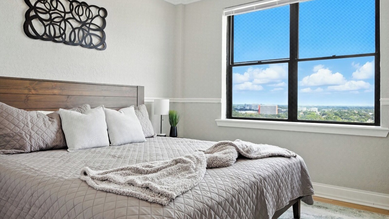 Photo of Bedroom in Downtown Jacksonville