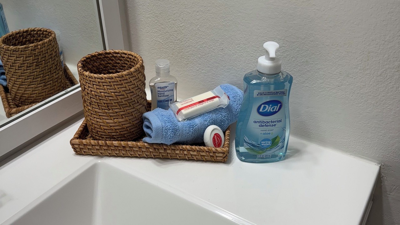Photo of Bathroom in Bee Ridge