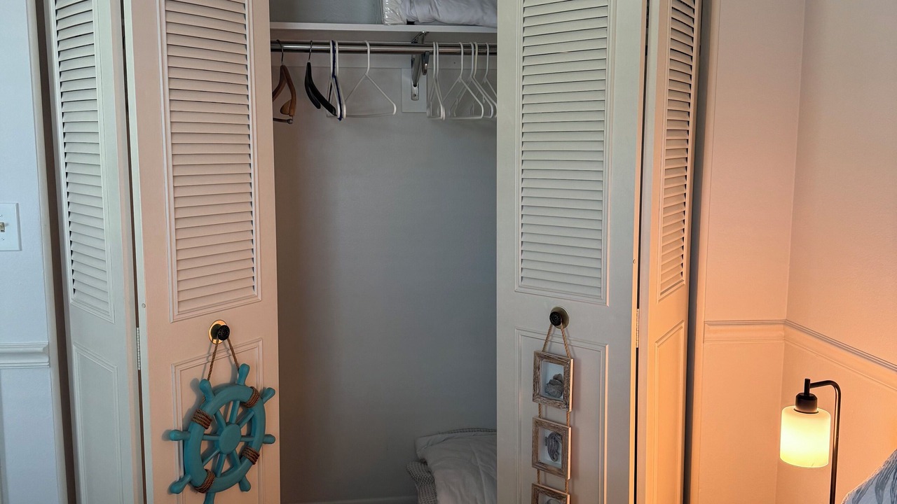 Photo of Bedroom in Bee Ridge