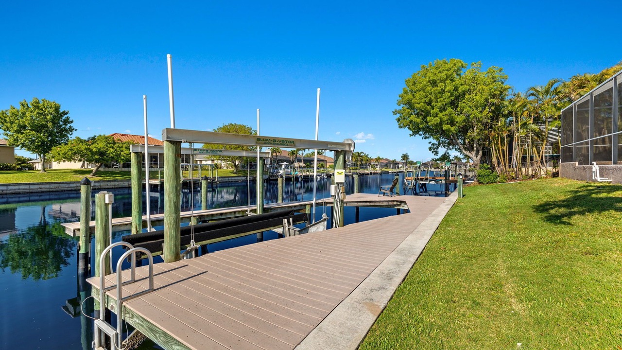 Photo of Outdoor in Pelican