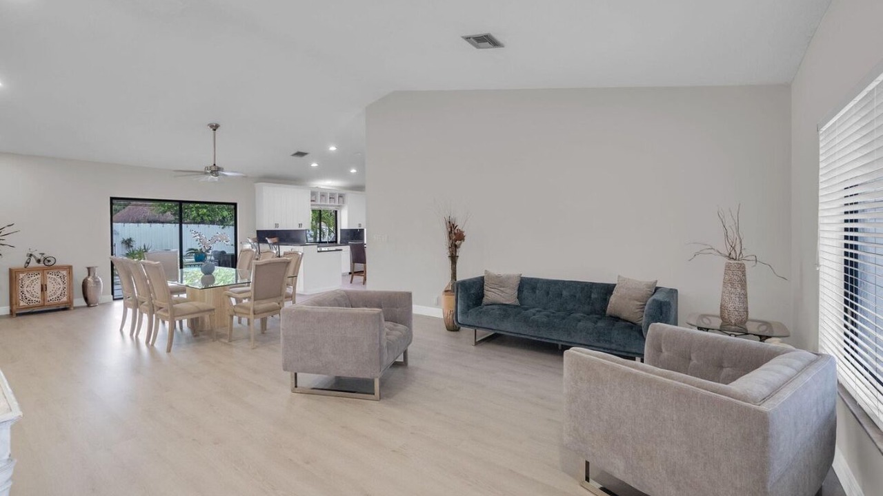Photo of Livingroom in Boca Raton