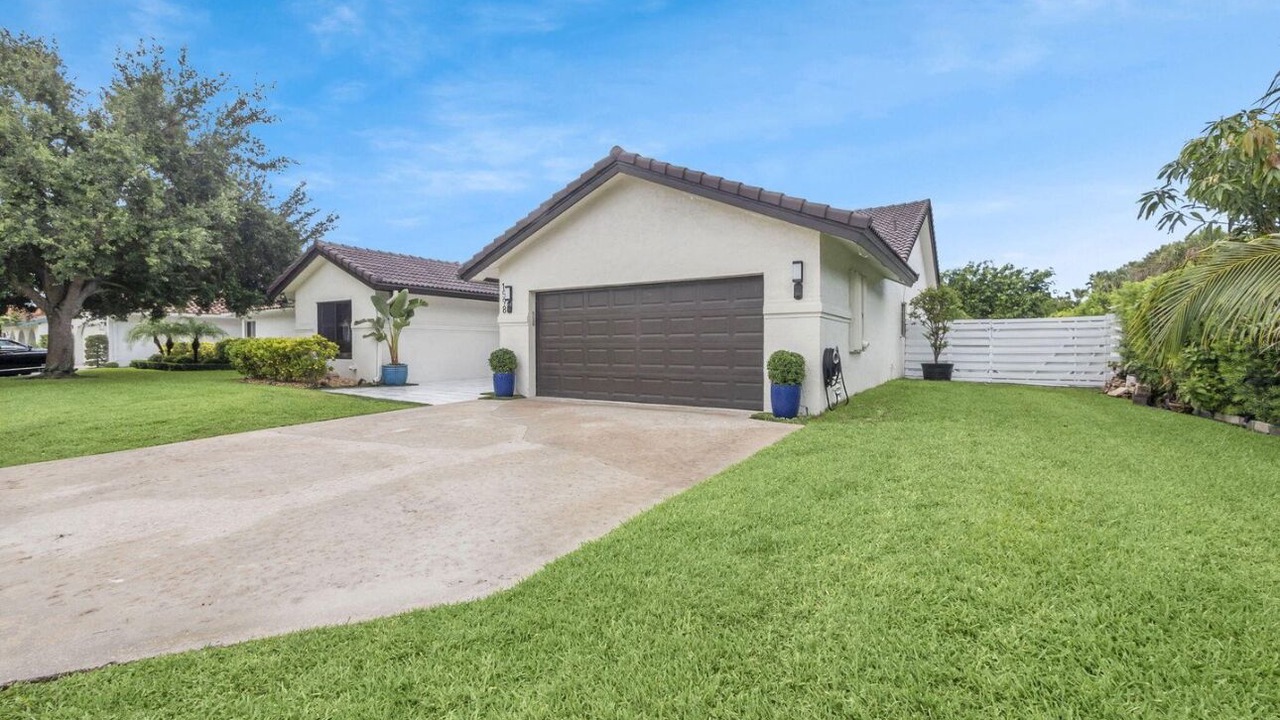 Photo of Outdoor in Boca Raton