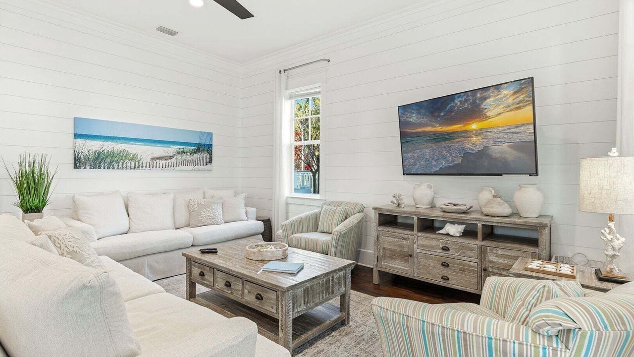 Photo of Livingroom in Greenway Park