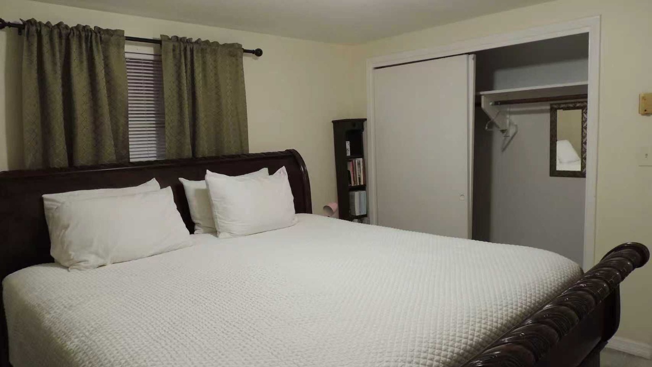 Photo of Bedroom in Holiday