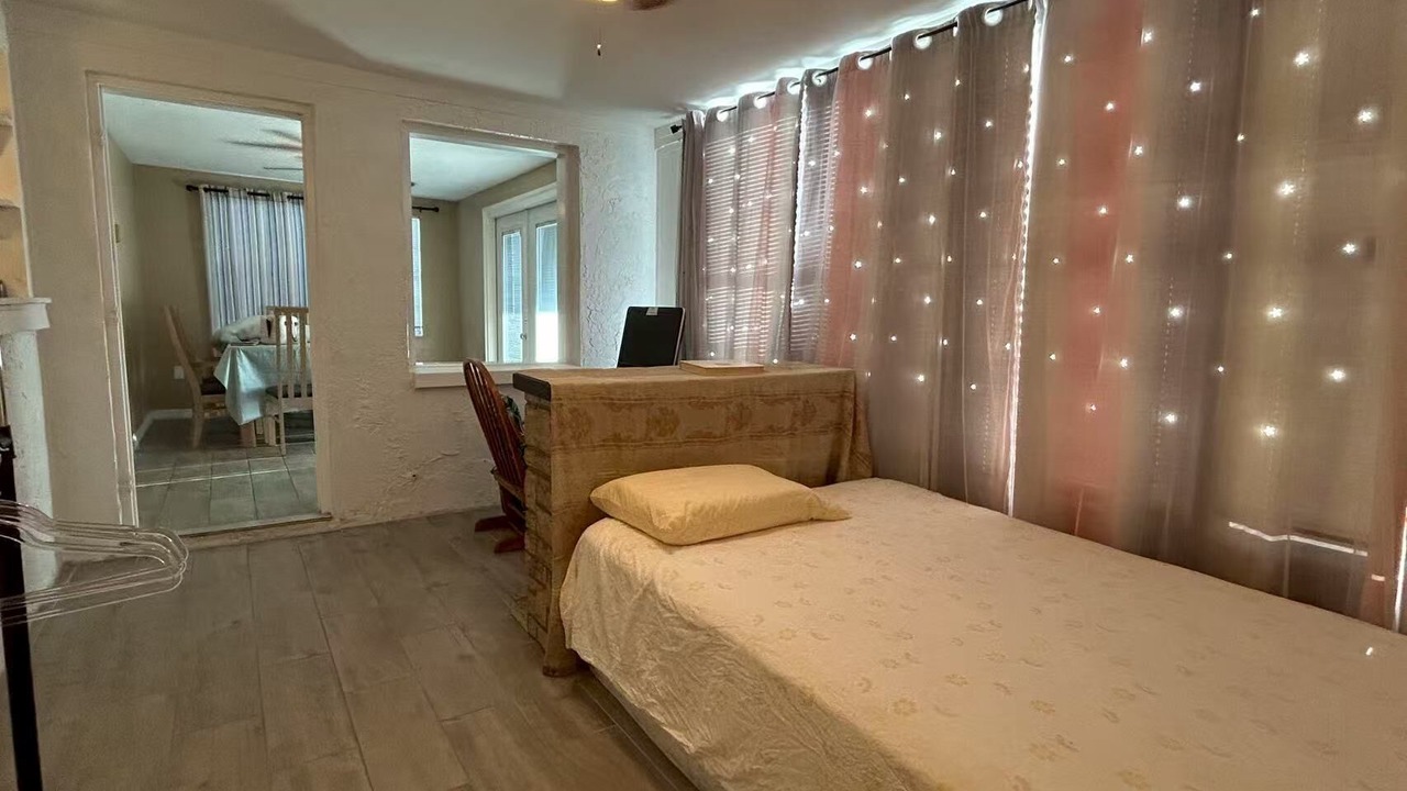 Photo of Bedroom in Holiday