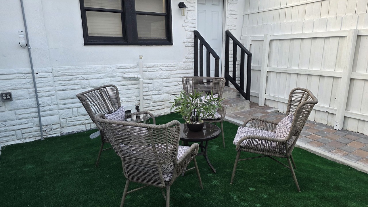 Photo of Patio Balcony in Bearss Plaza