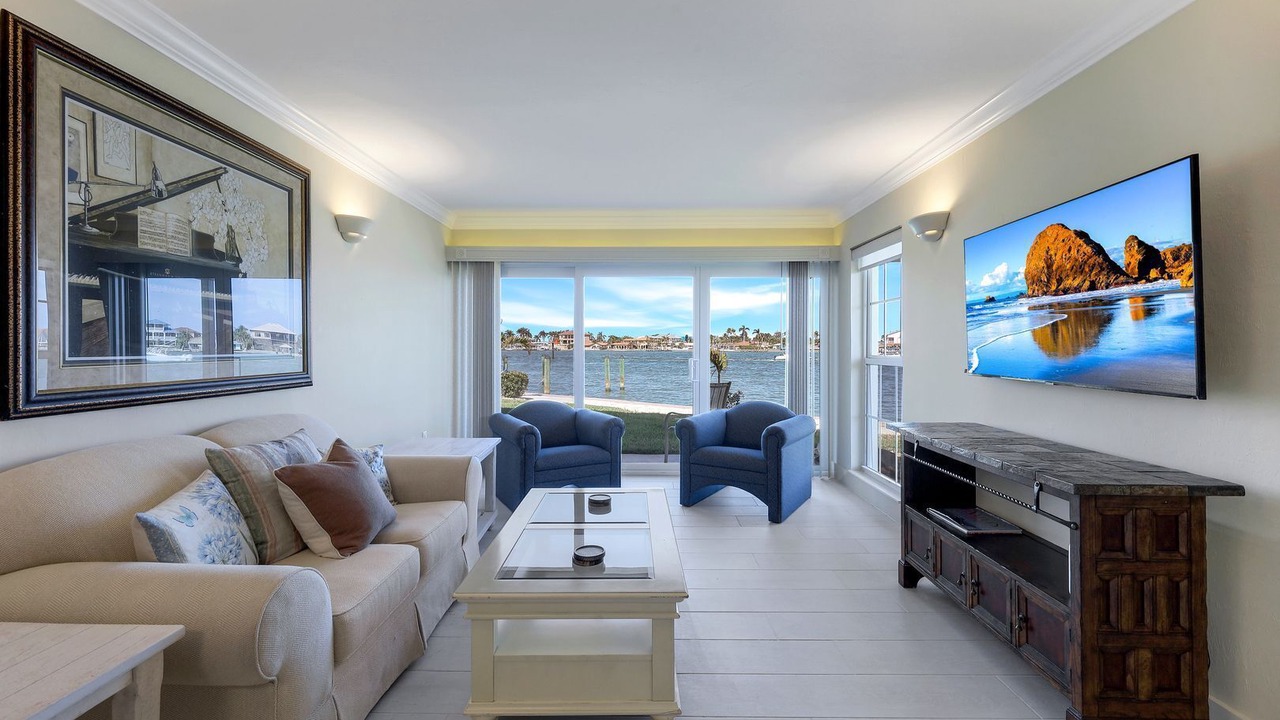Photo of Livingroom in Marco Island
