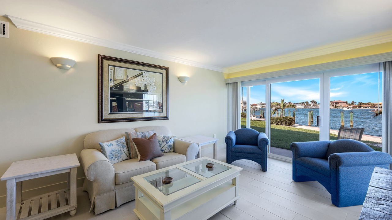 Photo of Livingroom in Marco Island