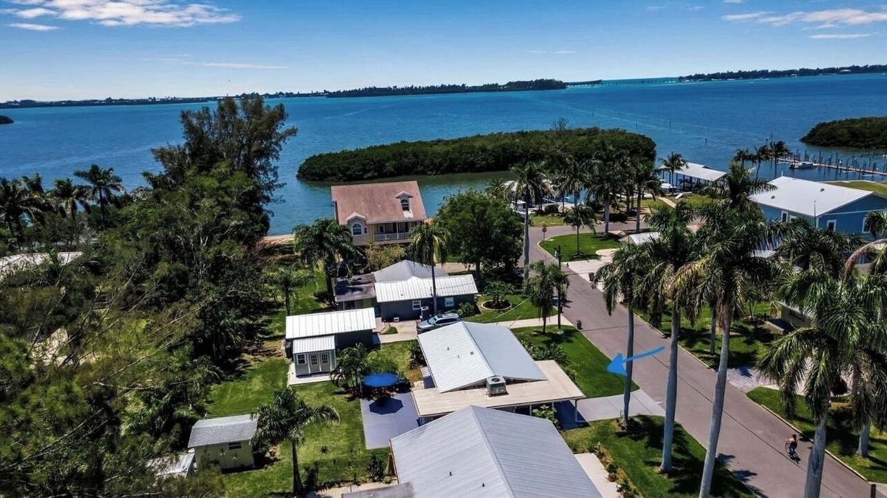 Photo of Outdoor in Paradise Bay