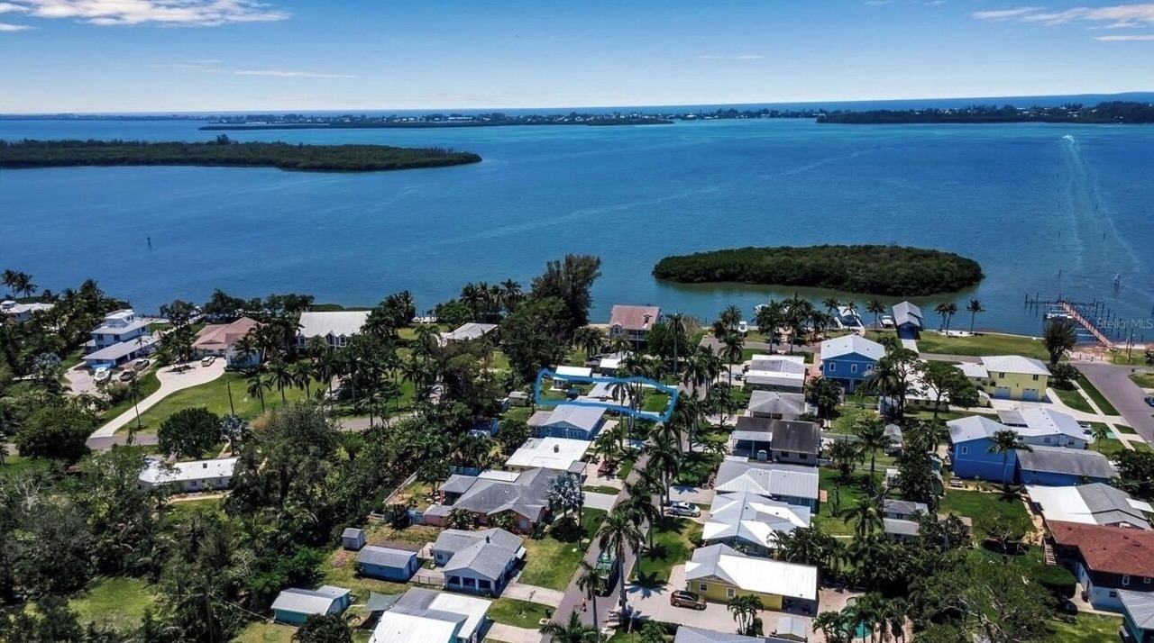 Photo of Outdoor in Paradise Bay
