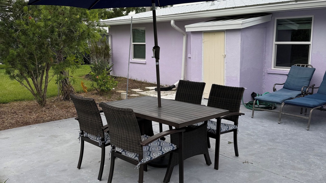 Photo of Outdoor in Paradise Bay