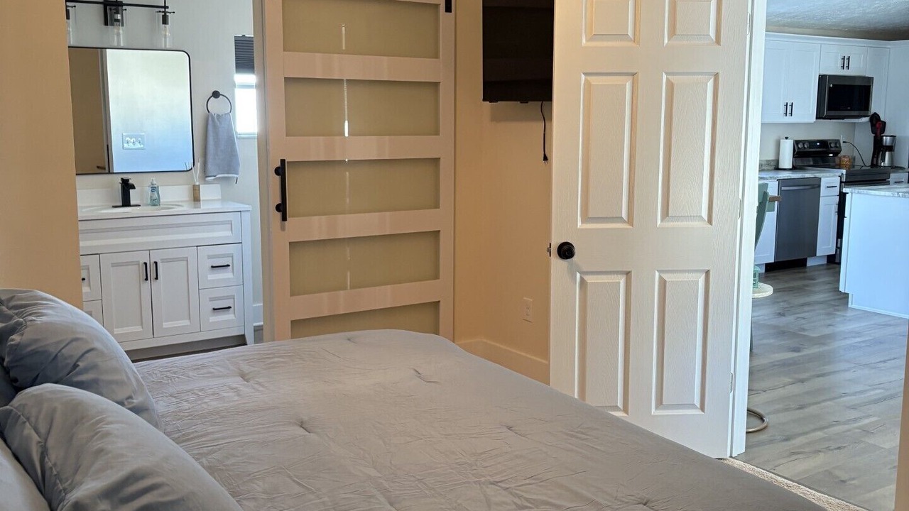 Photo of Bedroom in Iona