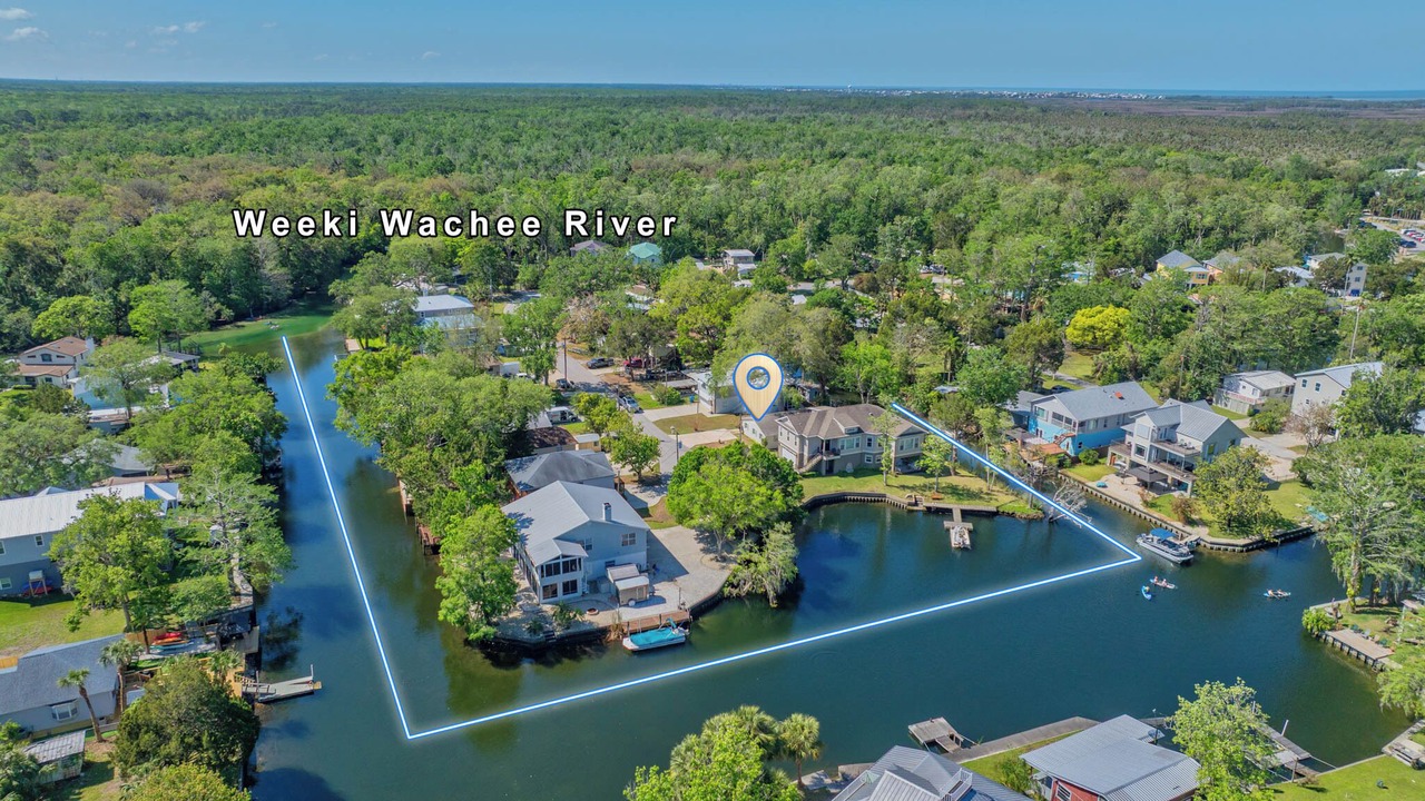 Photo of Outdoor in Weeki Wachee Gardens