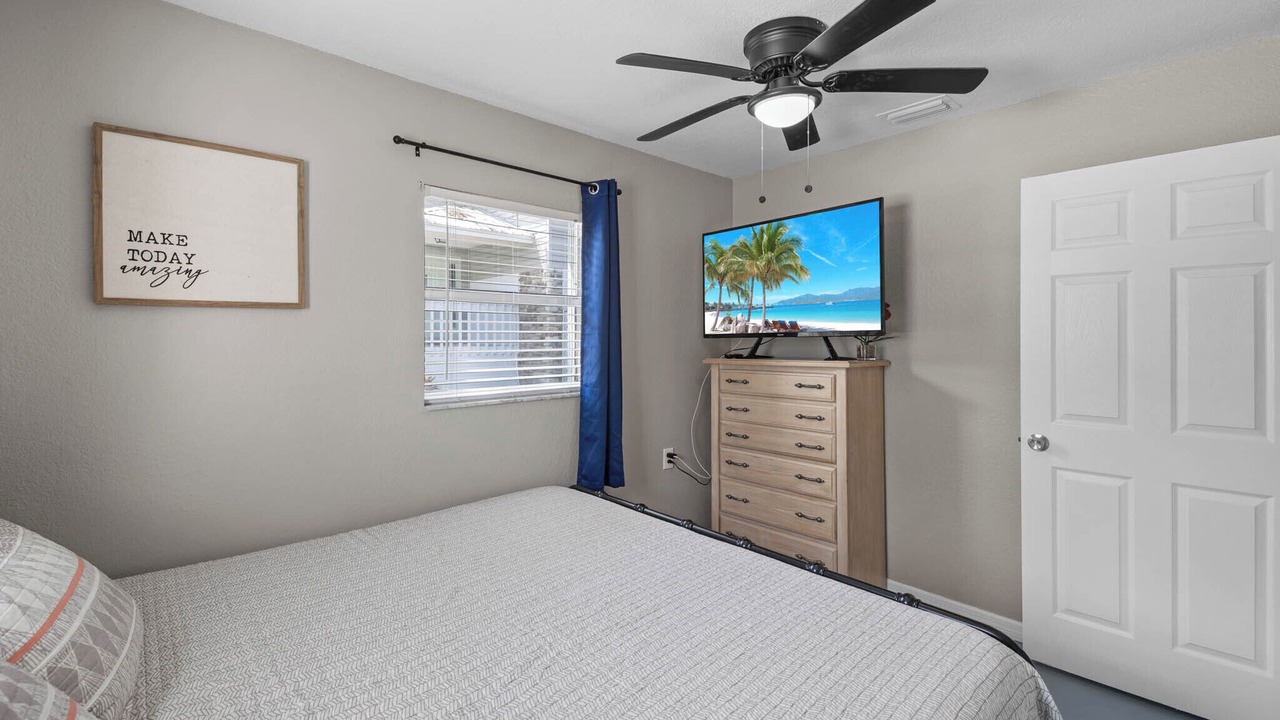 Photo of Bedroom in Weeki Wachee Gardens