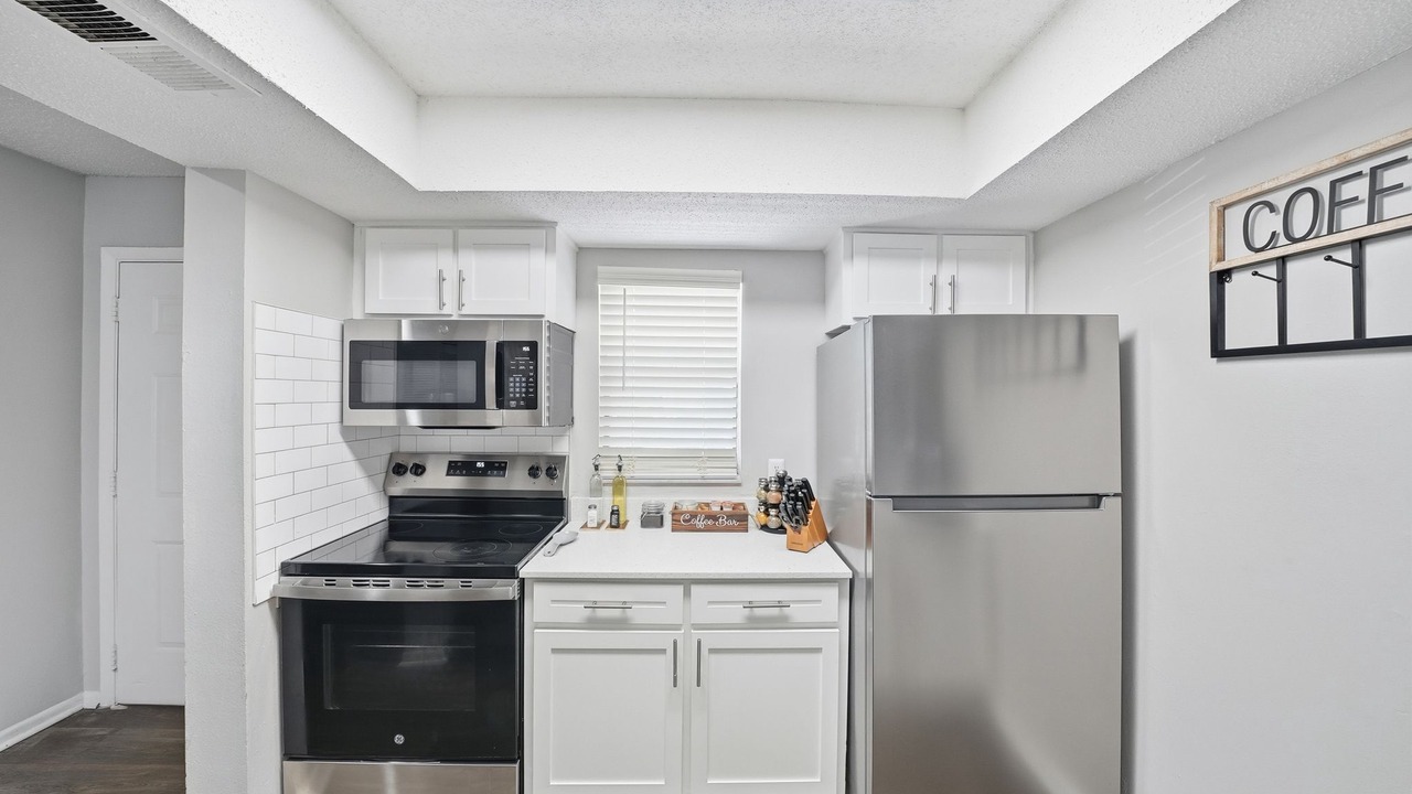 Photo of Kitchen in Town N County Park
