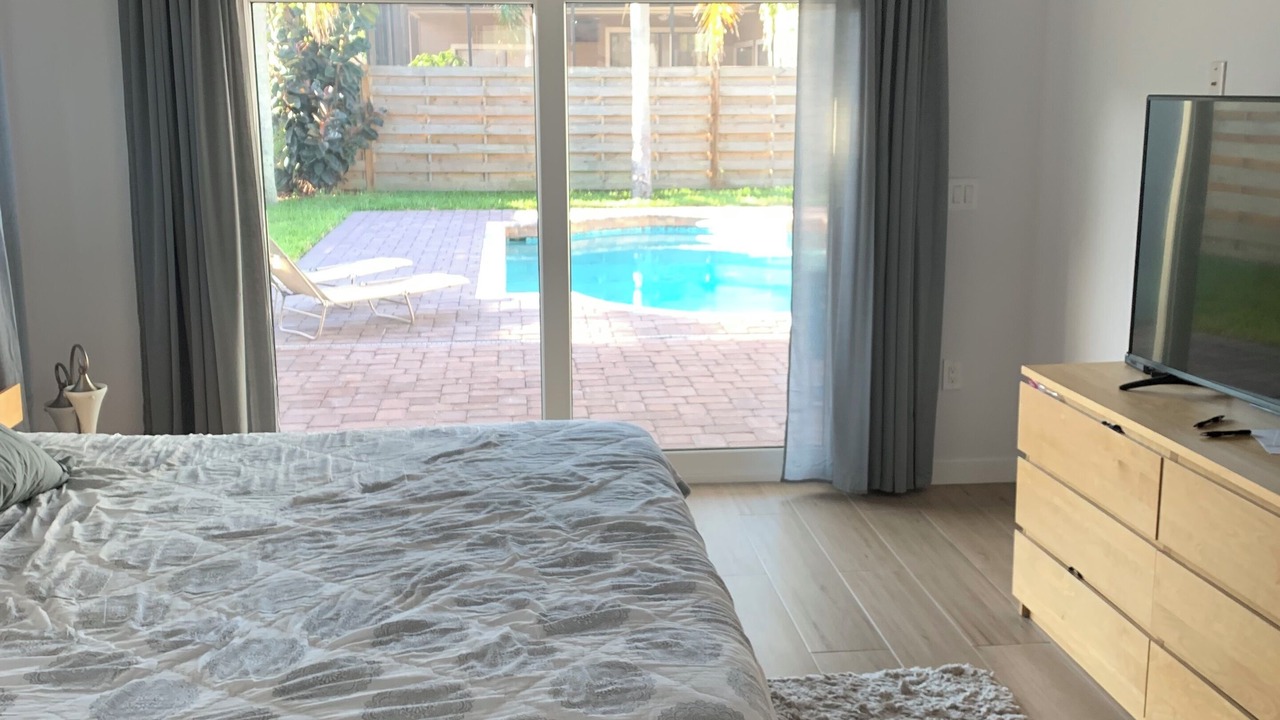 Photo of Bedroom in Trailer Estates