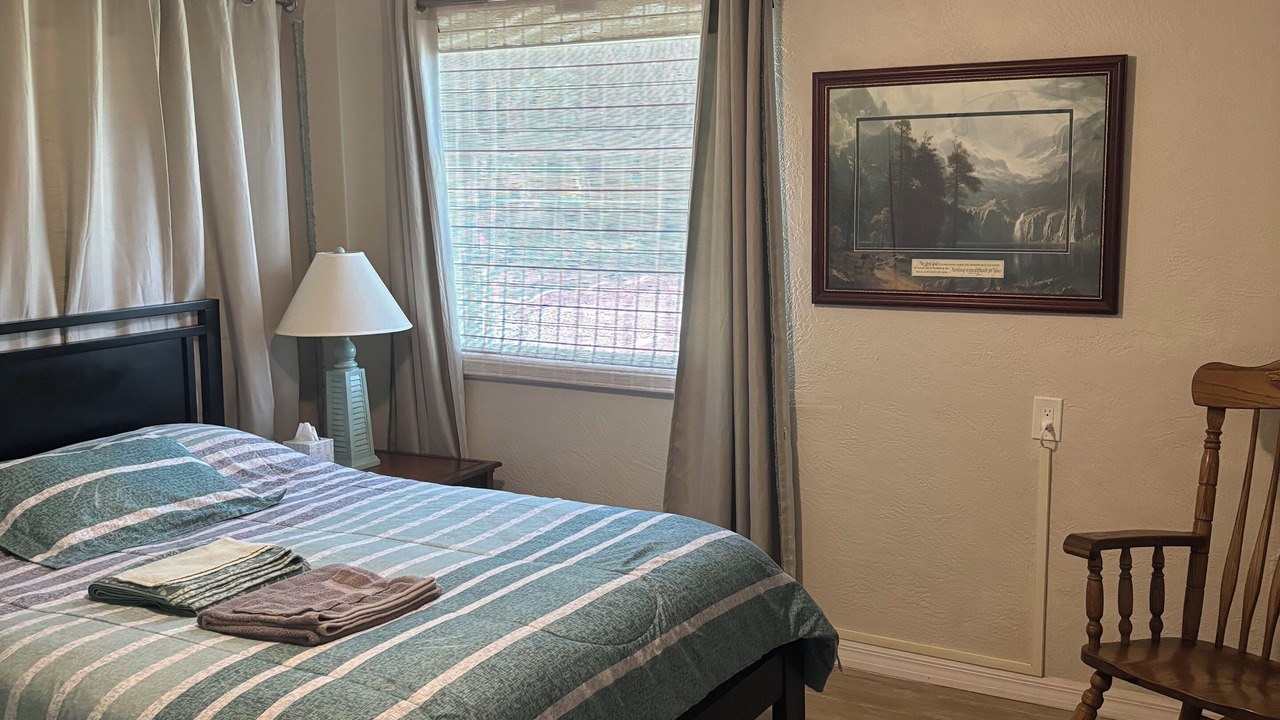 Photo of Bedroom in Elizabeth Mcbrides Raulersons