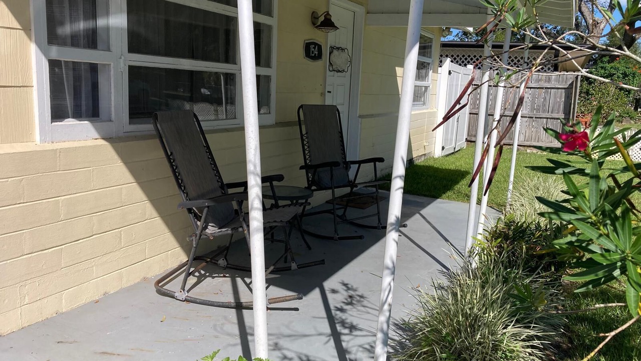 Photo of Patio Balcony in Elizabeth Mcbrides Raulersons