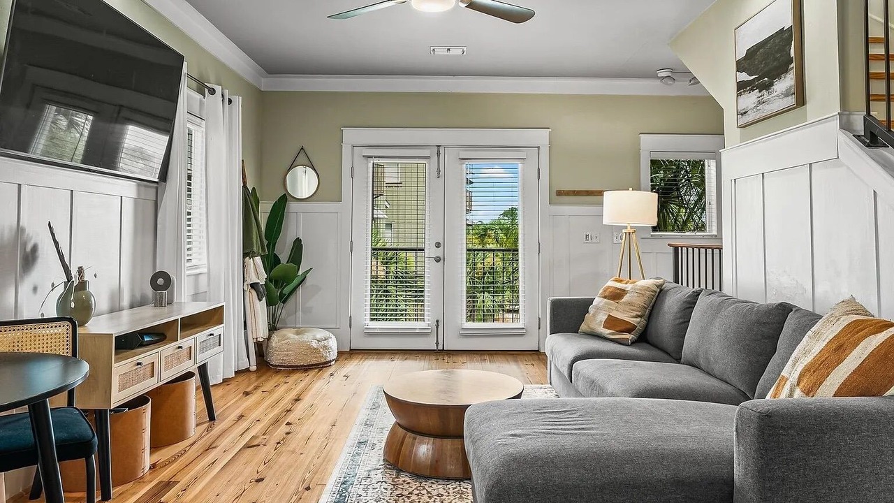 Photo of Livingroom in Carrabelle