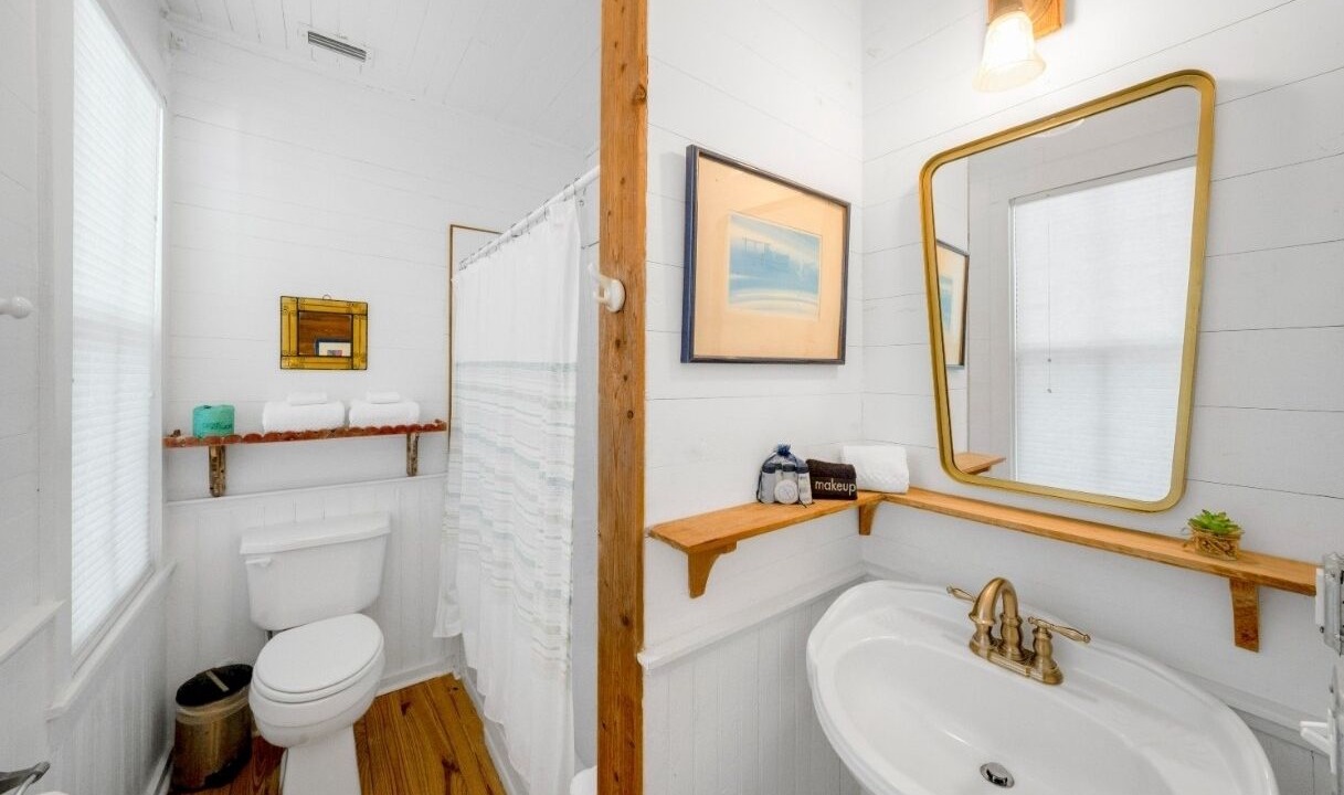 Photo of Bathroom in Historic Downtown Apalachicola
