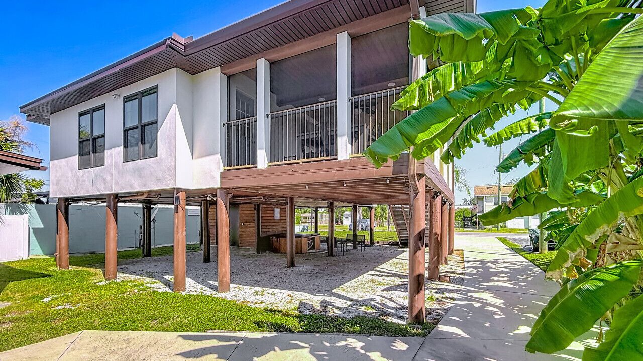 Photo of Outdoor in Tampa