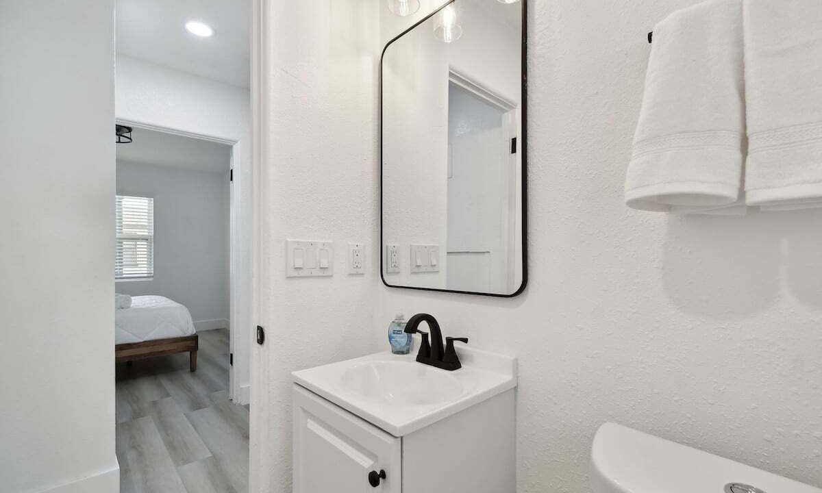 Photo of Bathroom in Treasure Island