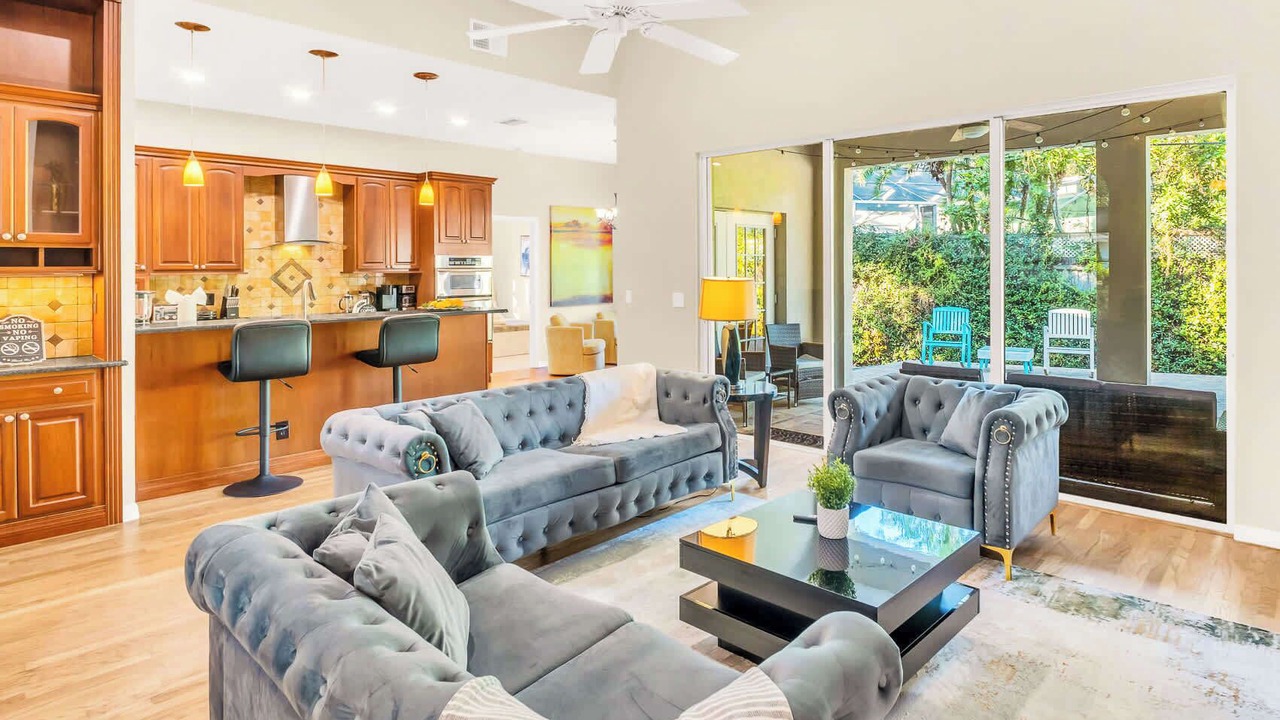 Photo of Livingroom in Clearwater