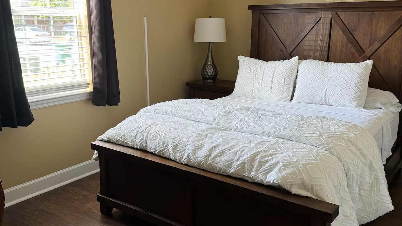 Photo of Bedroom in Albany