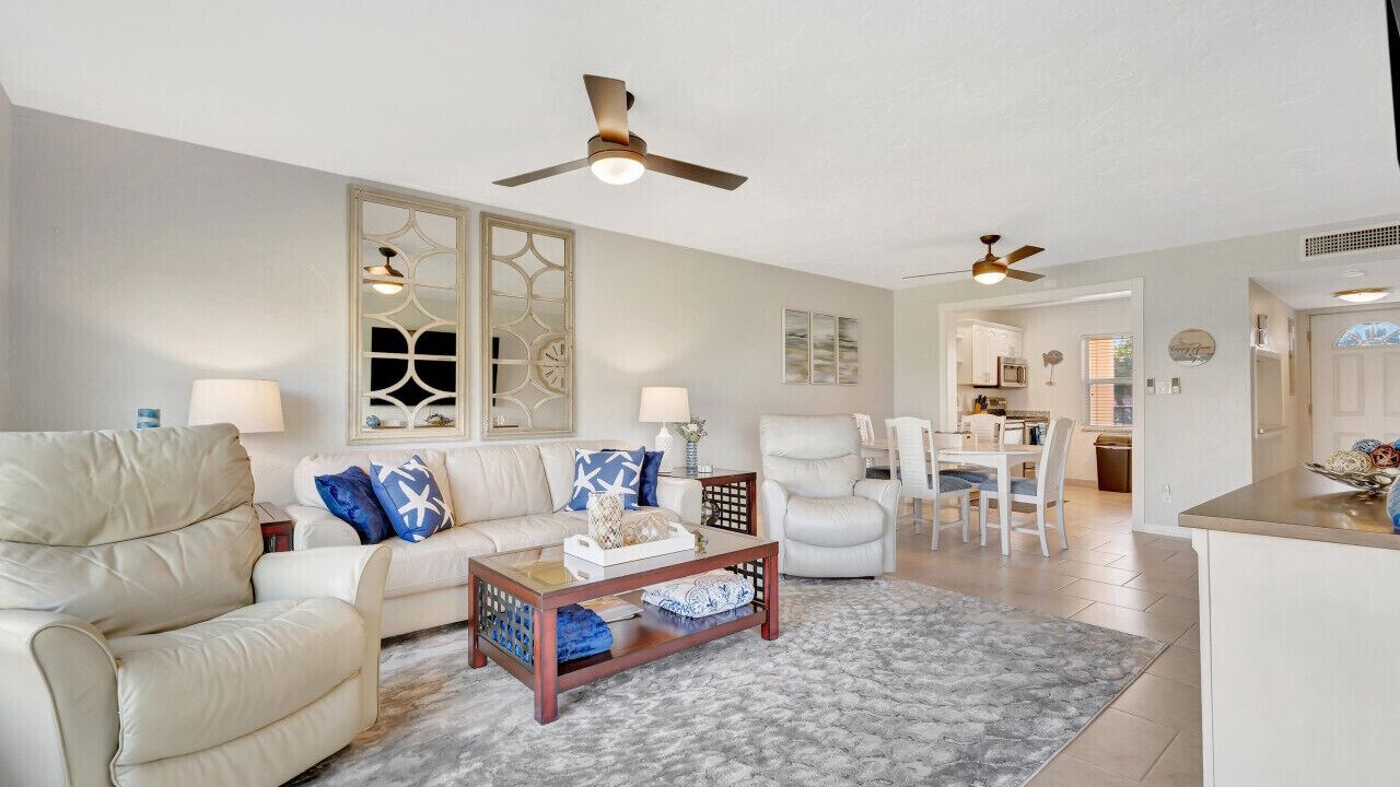 Photo of Bedroom in Longboat Key