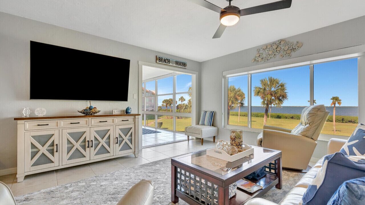 Photo of Bedroom in Longboat Key