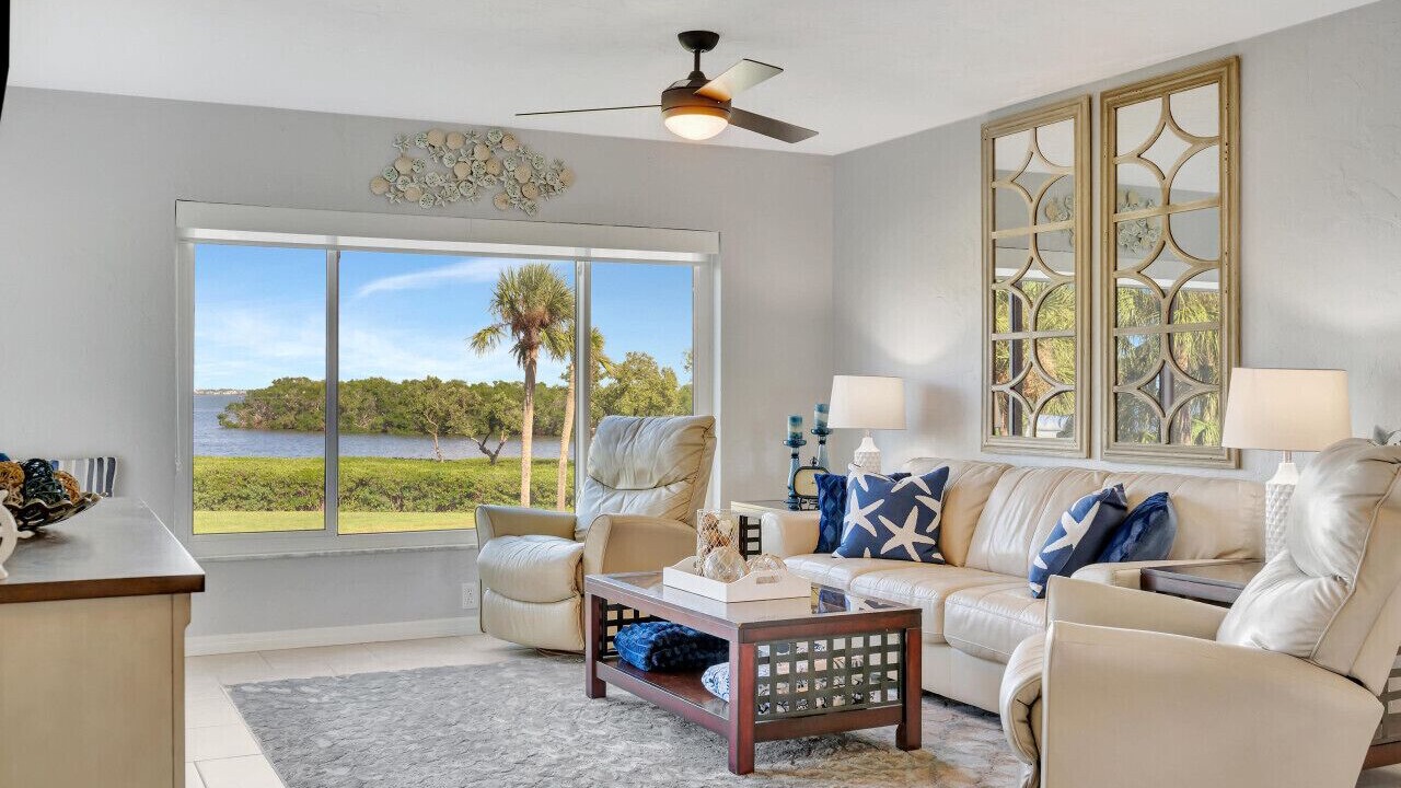 Photo of Bedroom in Longboat Key