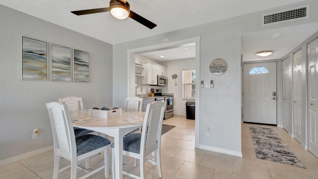 Photo of Bedroom in Longboat Key